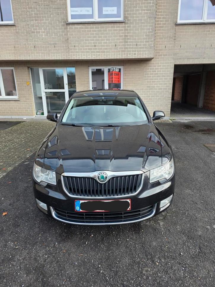 Skoda Superb 1.4 TSI benzine., Auto's, Skoda, Superb, Benzine, Euro 5, 5 deurs, Handgeschakeld, Zwart, Ophalen