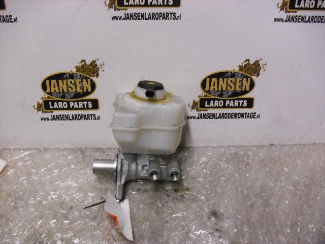 Range Rover Sport L494 hoofdremcylinder LR048138, Jansen Laro Parts, Admin@jansenlaroparts.nl, Groenstraat 31B