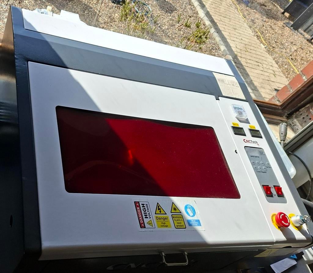 Laser ingraver 40 watt, Ophalen, Zo goed als nieuw