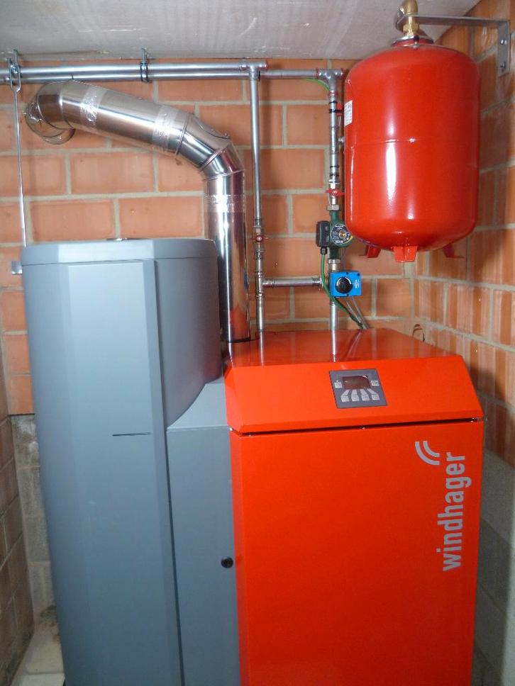 chaudière pellets occasion, Doe-het-zelf en Bouw, Verwarming en Radiatoren, Zo goed als nieuw, Cv-ketel of Combi-ketel, 800 watt of meer