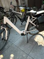 Witte Continental elektrische fiets (ENKEL WITTE FIETS), Ophalen, Zo goed als nieuw