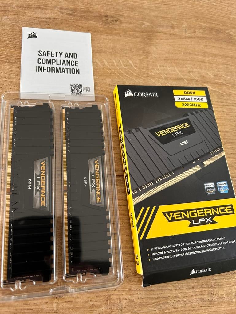Corsair Vengeance lpx DDR4 16gb (2x8). Nieuw in verpakking!, Computers en Software, RAM geheugen, Ophalen, Zo goed als nieuw, DDR4
