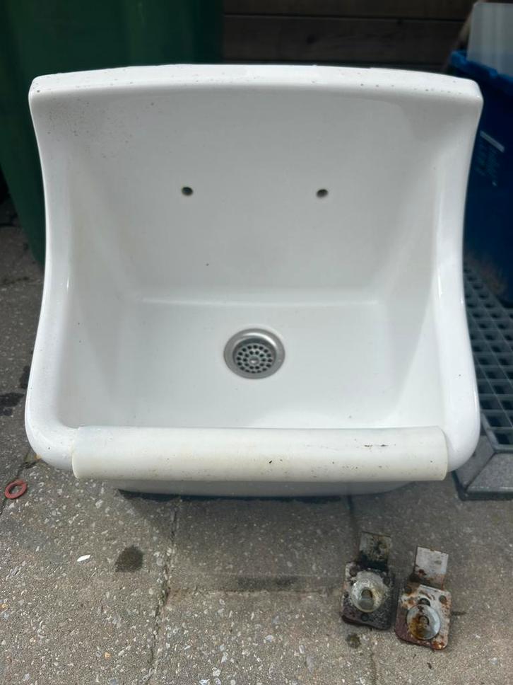 Wastafel met kraan, Doe-het-zelf en Bouw, Sanitair, Gebruikt, Wastafel, Ophalen