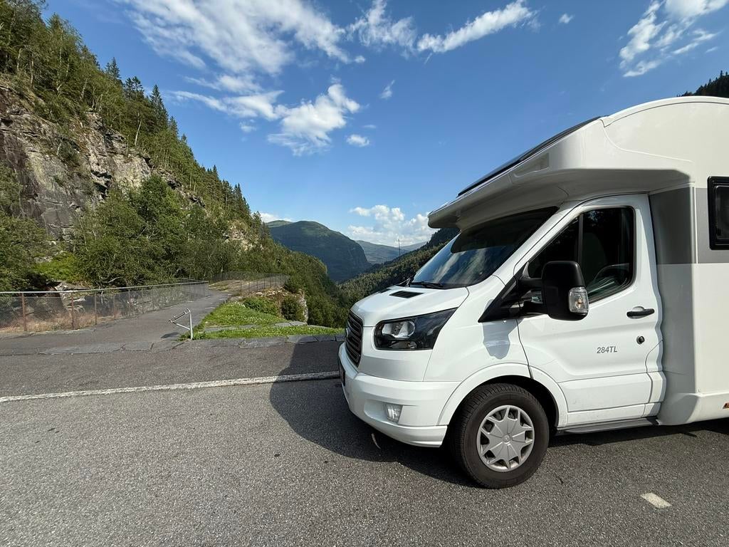 Rollerteam Kronos 284TL - 5 zit- en slaapplaatsen, Caravans en Kamperen, Mobilhomes, Fietsendrager, Particulier, Ford, L-zit