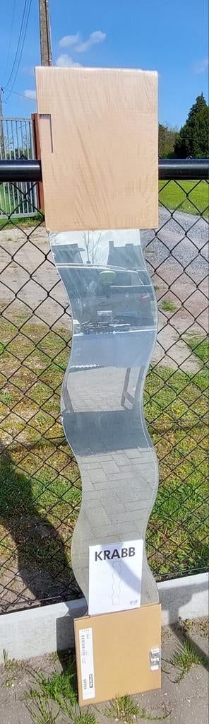 Wandspiegel Ikea Krabb, Huis en Inrichting, Woonaccessoires | Spiegels, Ophalen, Minder dan 50 cm, Nieuw, Overige vormen