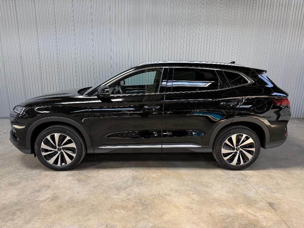 BYD Seal U DM-i PHEV Boost NEW 0 KM 6j Fabriekswaarborg, Auto's, BYD, 1498 cc, Lichtsensor, Zwart, Leder