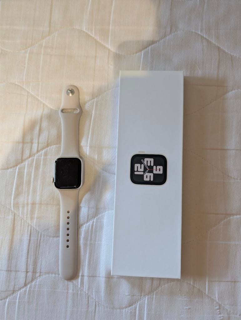Apple watch 40mm , comme neuve, Enlèvement ou Envoi