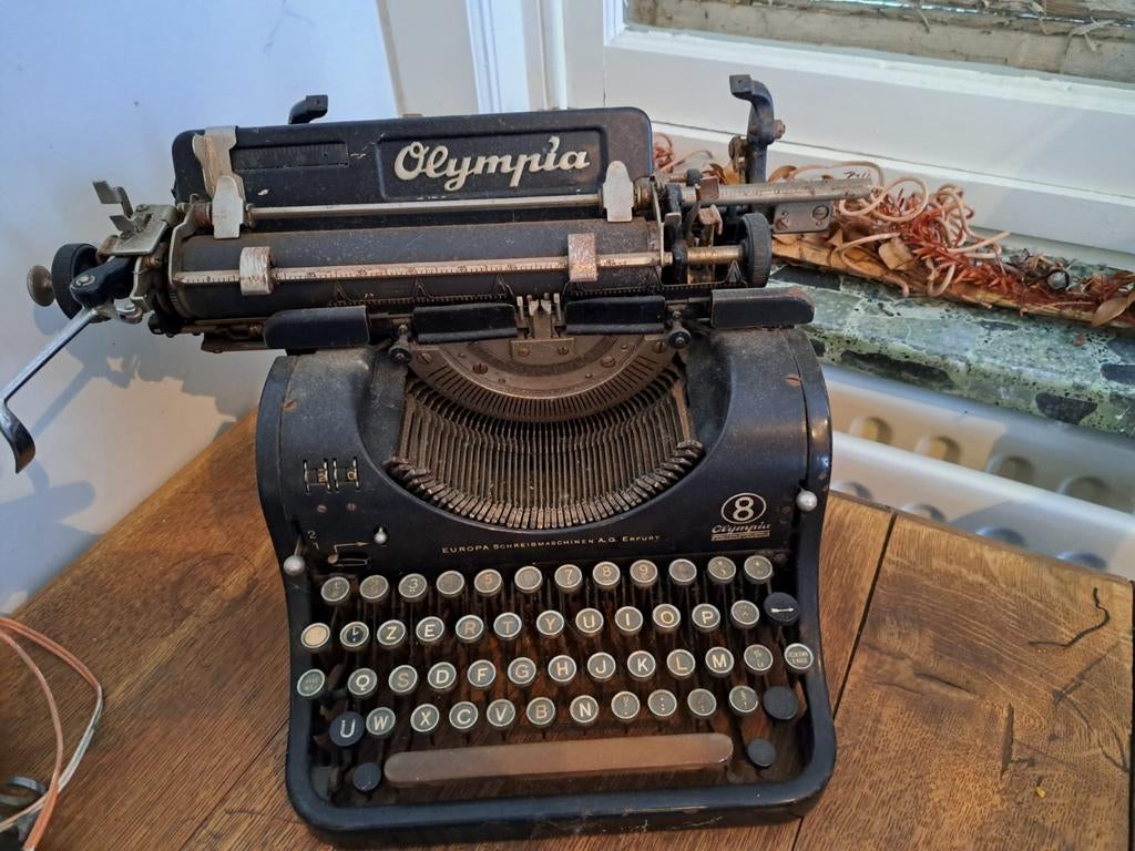 Olympia 8, Diversen, Typemachines, Ophalen