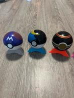 Pokemon ballen met staander, Ophalen, Zo goed als nieuw