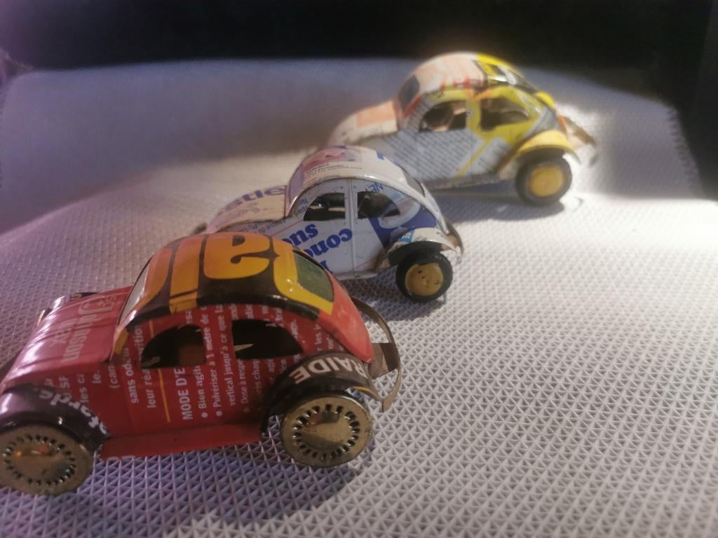 VW Coccinelle métal recyclé lot 3 voitures déco vintage indu, Collections, Enlèvement ou Envoi