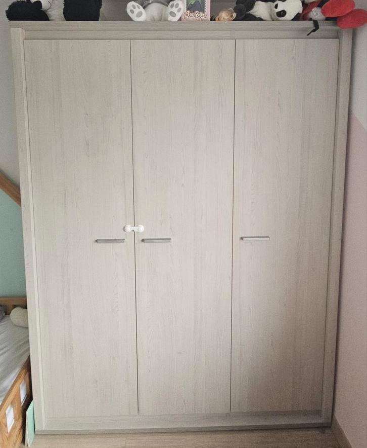 Garde robe, commode, table de chevet, Huis en Inrichting, Kasten | Kleerkasten, Gebruikt, Ophalen