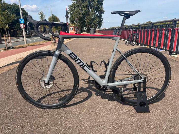 BMC teammachine SLR 01 - Ultegra di2 disc - 58cm, Sport en Fitness, Wielrennen, Ophalen