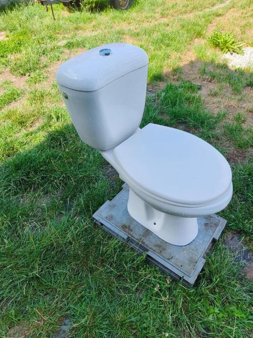 Louis XIV Toilet, Doe-het-zelf en Bouw, Sanitair, Gebruikt, Toilet, Steen, Ophalen