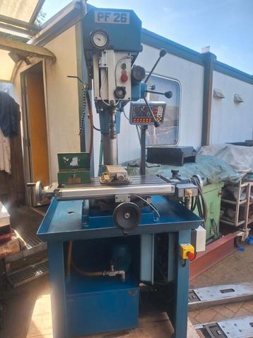 Boorfreesmachine  beschikbaar voor biedingen