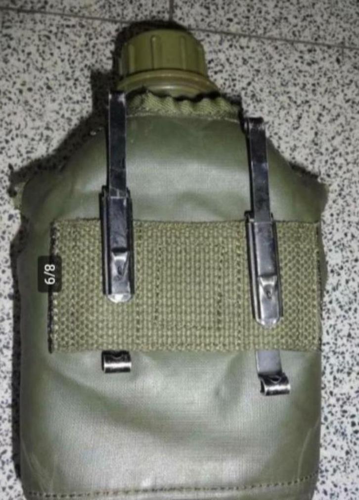 Drinkbus met houder kaki - ABL, Verzamelen, Militaria | Algemeen, Landmacht, Overige typen, Ophalen of Verzenden