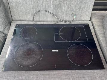 Miele inductie kookplaat, Ophalen, Gebruikt, 4 kookzones, Inbouw