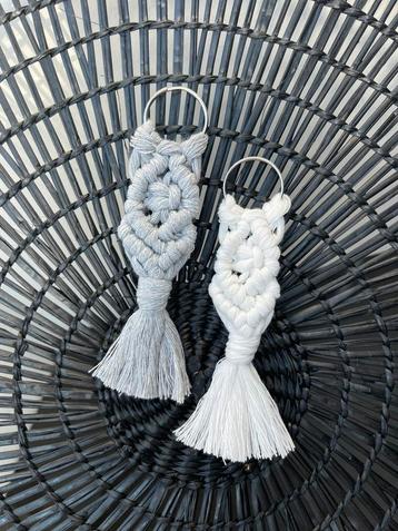 Sleutelhanger Macrame Dubbele prijs handgemaakt  beschikbaar voor biedingen