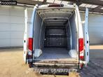 Iveco Daily 35S16 Automaat L2H2 3,5t Trekhaak Navi Airco Cru, Auto's, Bestelwagens en Lichte vracht, Automaat, Stof, Gebruikt