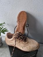 Bronx retro sneaker.maat 39.Met 3 sets veters., Kleding | Dames, Schoenen, Ophalen of Verzenden, Nieuw