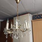 Lustre en cristal, Enlèvement