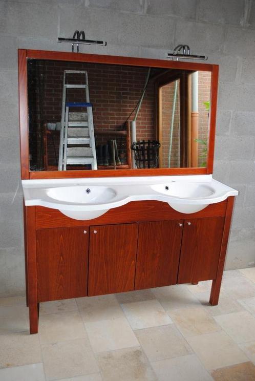 Splinternieuw bad meubel met spiegel en verlichting, Huis en Inrichting, Badkamer | Badkamermeubels, Ophalen of Verzenden
