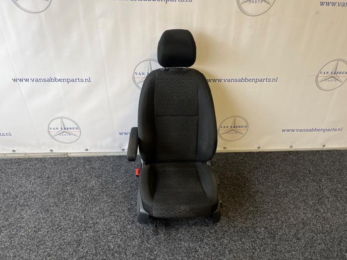 Stoel links van een Mercedes Vito, Auto-onderdelen, Interieur en Bekleding, Mercedes-Benz, Gebruikt, 3 maanden garantie