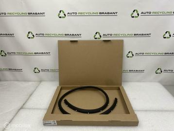 Portierrubber Links Voor BMW 4 Serie F32 NIEUW 51337279737 beschikbaar voor biedingen