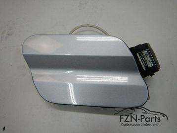 VW Touran 5TA Tankklep Tank Klep + Ad blue beschikbaar voor biedingen
