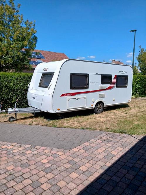 Lmc musica 470 D, Caravans en Kamperen, Caravans, Particulier, Fietsenrek, Luifel, Mover, Ringverwarming, Ophalen