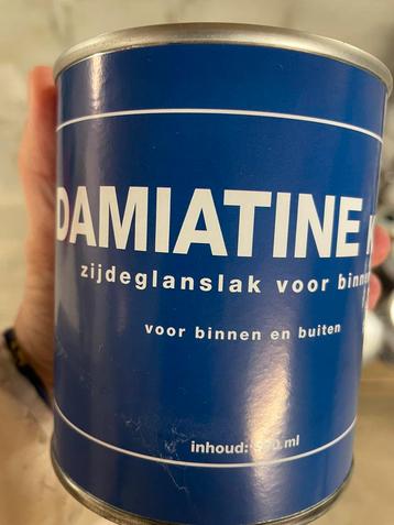 Damiatine donkergrijze lak 0,5liter beschikbaar voor biedingen