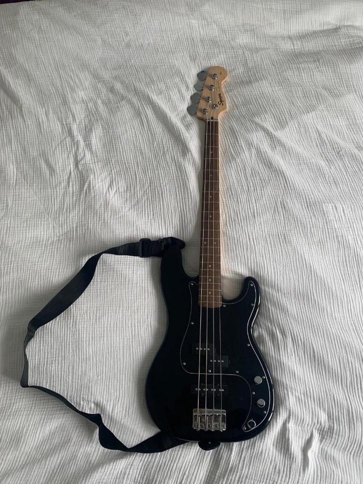Basgitaar - Squier Affinity Precision Bass PJ MN, Zwart, Muziek en Instrumenten, Snaarinstrumenten | Gitaren | Bas, Nieuw, Elektrisch
