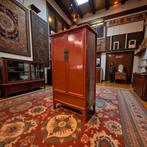 Vintage hoge oranje kast / leggerkast, Kinderen en Baby's, Ophalen of Verzenden, Kast