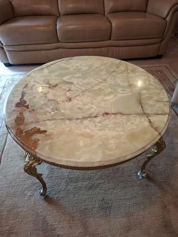 Vintage marmeren salontafel met bijpassende bijzettafeltjes  beschikbaar voor biedingen