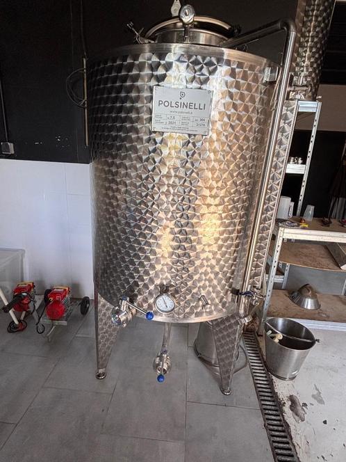 Cuve inox Fermenteur Polsinelli 750L, Zakelijke goederen, Overige Zakelijke goederen, Ophalen