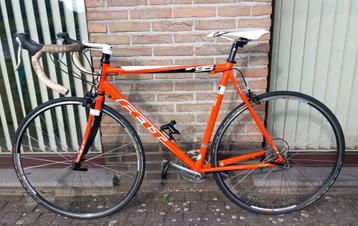 Koersfiets alu Felt 28inch 16speed framemaat58 carbon vork🚴 beschikbaar voor biedingen