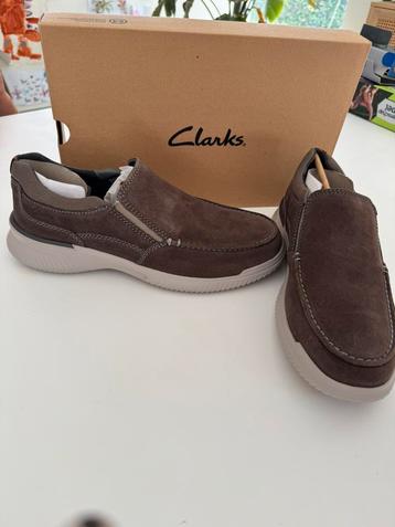Clarks Donaway free 42.5 en daim brun 42.5, Neuf, Enlèvement ou Envoi, Espadrilles et Mocassins, Clarks