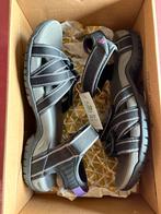 SPLINTERNIEUWE TEVA sandalen. Maat 37, Ophalen, Zwart