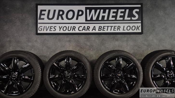 17 inch Mini Clubman F54 F55 F56 JCW 528 Winterbanden ZWART, Auto-onderdelen, Banden en Velgen, Banden en Velgen, Winterbanden