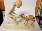 Hutschenreuther Lady with Fawn, Antiek en Kunst, Antiek | Keramiek en Aardewerk, Ophalen of Verzenden