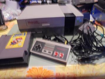 Console NES + Mario 3 + controller en alle kabels (orig) beschikbaar voor biedingen