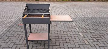 Barbeque  beschikbaar voor biedingen