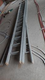 Grande échelle en Alu, 3 sections., Bricolage & Construction, Métaux, Enlèvement, Aluminium