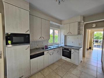 L-keuken met Miele toestellen + kolomkast + extra deuren beschikbaar voor biedingen