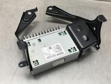 AUDIO VERSTERKER Toyota Prius (ZVW3) (8610047100), Auto-onderdelen, Gebruikt, Toyota