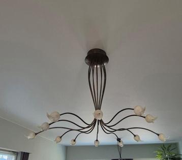 Kroonluster ontwerp Maroeska Metz beschikbaar voor biedingen