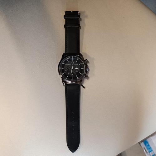 Daniel Hechter Herenhorloge – stijlvol & tijdloos – zwart le, Handtassen en Accessoires, Horloges | Heren, Zo goed als nieuw, Ophalen