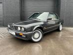 BMW E30 320I Cabriolet / oldtimer / prachtstaat / 155000km, Cabriolet, Leder, Bedrijf, Handgeschakeld