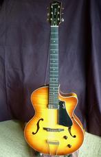 Gitaar - Godin 5th Avenue Jazz, Hollow body, Met versterker, Zo goed als nieuw, Ophalen