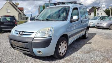 peugeot partner 1.6i AIRCO TREKHAAK 2005 !! EERST LEZEN !! beschikbaar voor biedingen