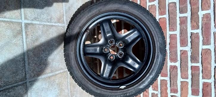 Stalen velgen met winterbanden Opel Astra K, Auto-onderdelen, Banden en Velgen, Velg(en), Winterbanden, 17 inch, 215 mm, Personenwagen